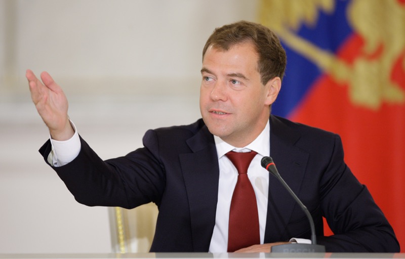 Медведев: к 2024 году российская экономика будет обладать мощной "гравитацией"